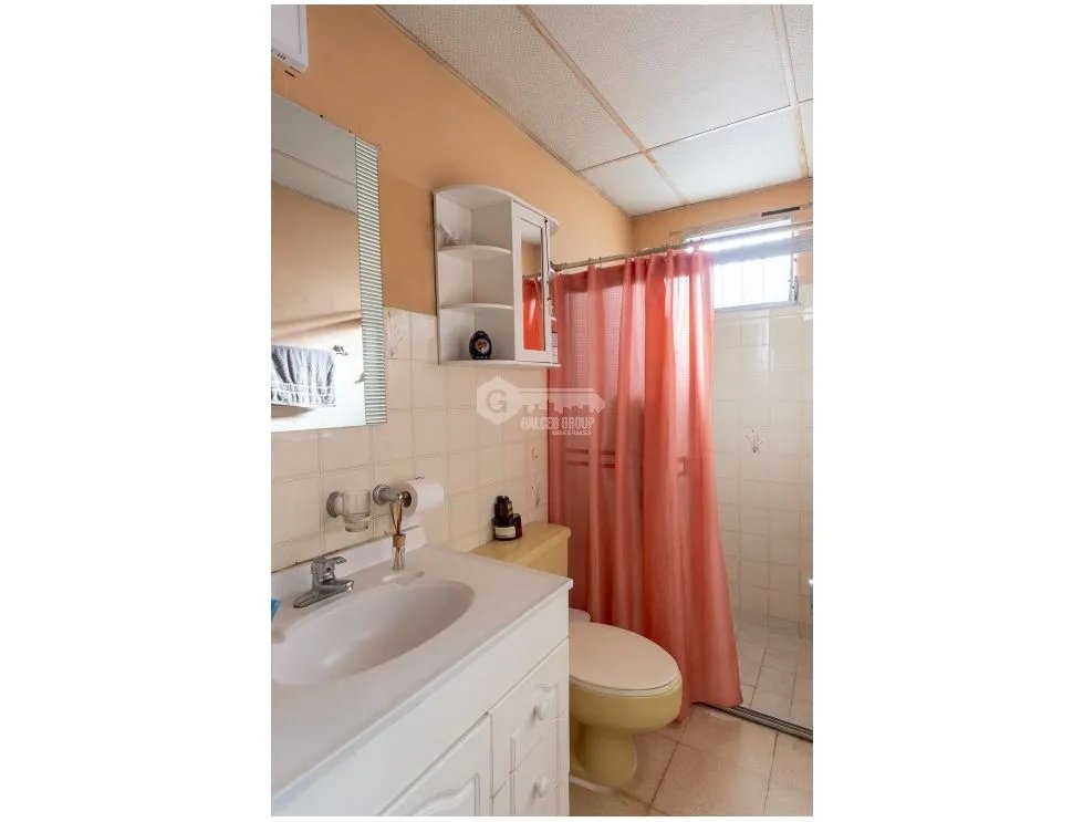 JUAN DIAZ / CAMPO LINDBERGH / 4 HABITACIONES / 156M / JARDIN / CERCADA
