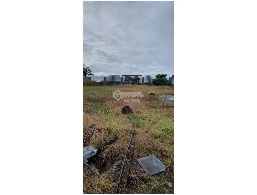SE VENDE TERRENO EN PUNTA CHAME 1100 M2 FRENTE AL MAR CON ZONAS VERDES