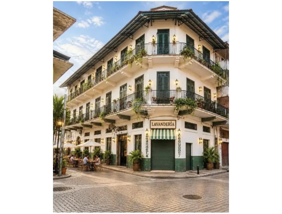 BUILDING FOR SALE OLD TOWN 700M INVESTMENT 12 APARTMENTS COMMERCIAL SPACES