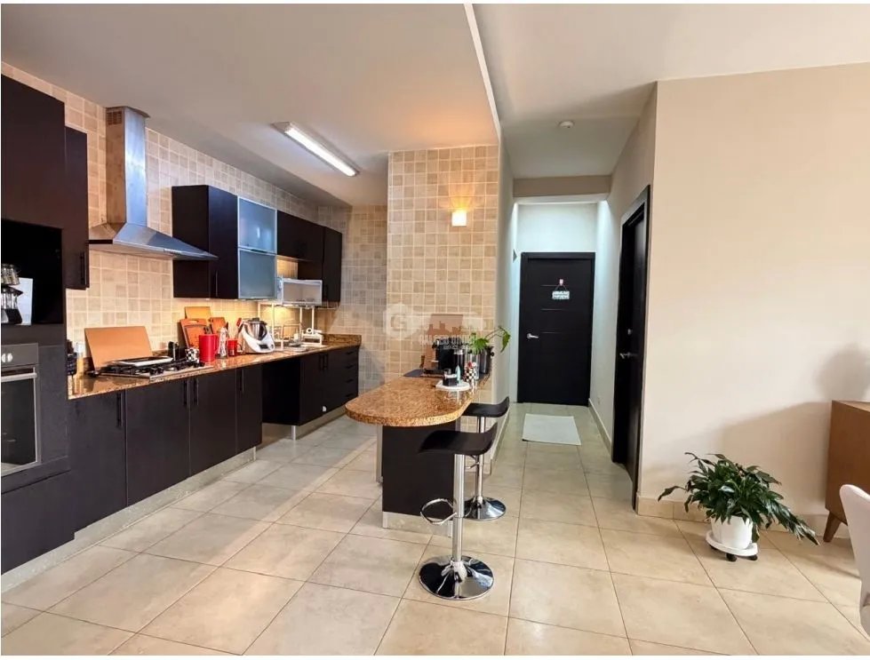 SE ALQUILA APARTAMENTO EN ANCON PH AMADOR HEIGHTS 132 M2 AMOBLADO