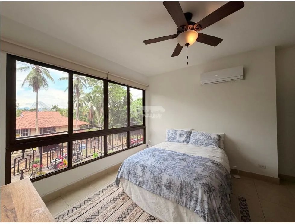 ANCON / PH AMADOR HEIGHTS / 2 HABITACIONES / 132 M2 / AMOBLADO