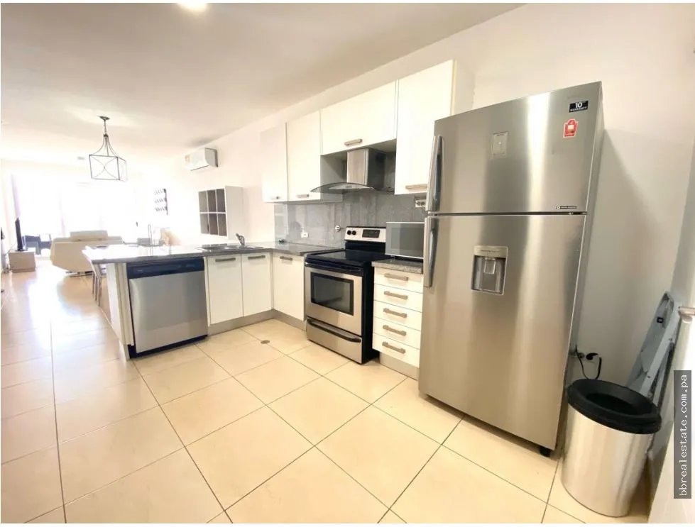 Venta de apartamento en PH White, Av. Balboa