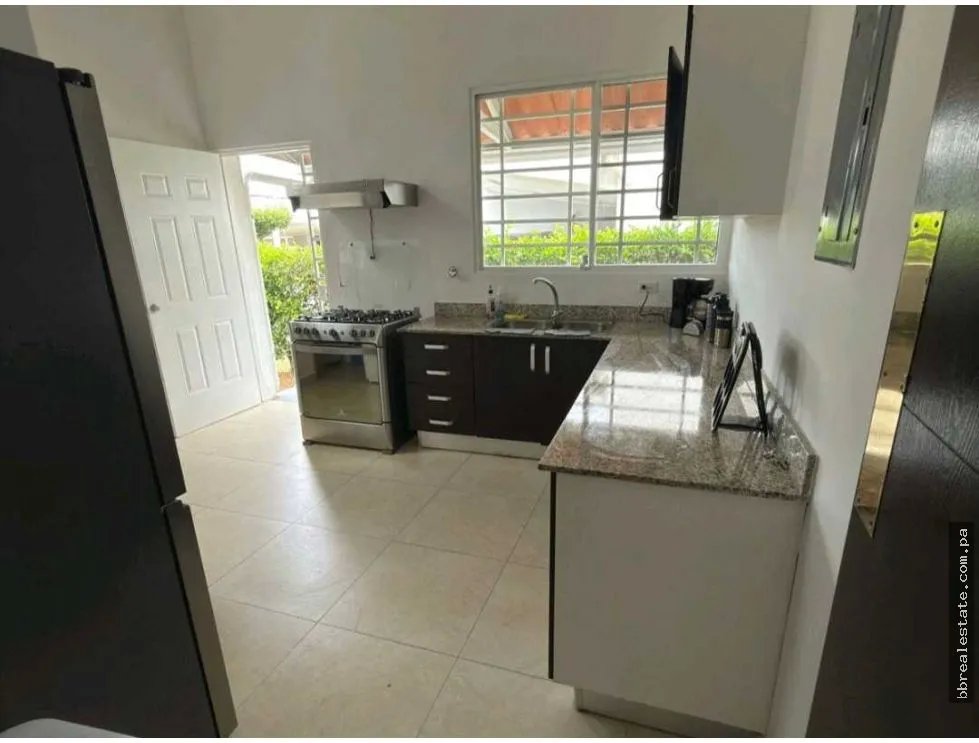 Venta de Casa en el PH Paradise Point, Coronado