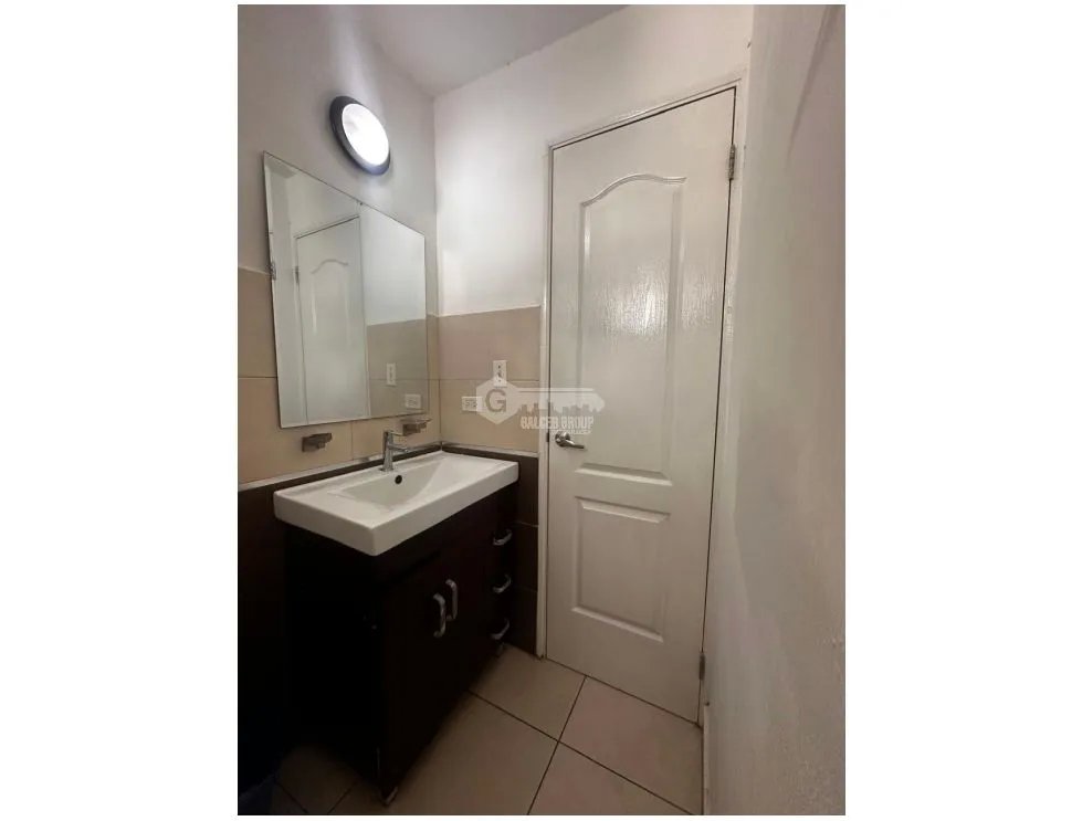 SE VENDE APARTAMENTO 64M EN TORRES DE TOSCANA CON LINEA BLANCA