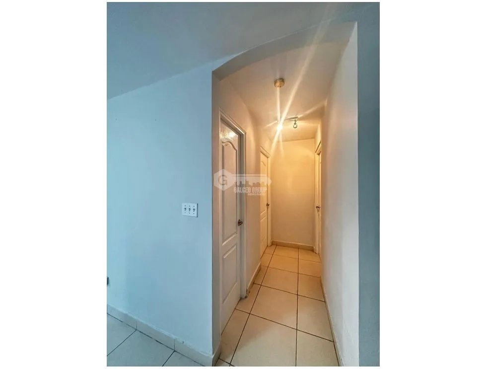 SE VENDE APARTAMENTO 64M EN TORRES DE TOSCANA CON LINEA BLANCA