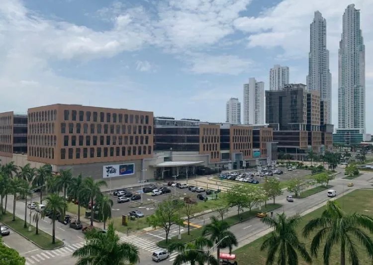 VIP Corporate Offices at Times Square Center, Costa del Este (412–438 m² | 7 Parking Spaces)