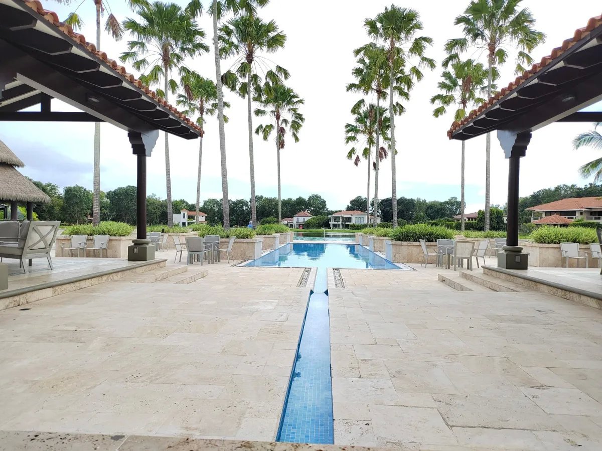 Elegant Apartment in Buenaventura with Lake and Nature Views