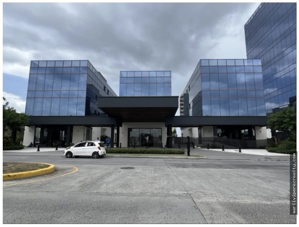 OFFICE BUILDING FOR SALE IN SANTA MARÍA BUSINESS PARK
