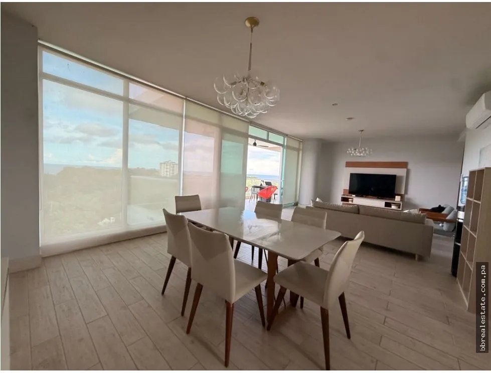 Apartamento à Venda em Punta Barco