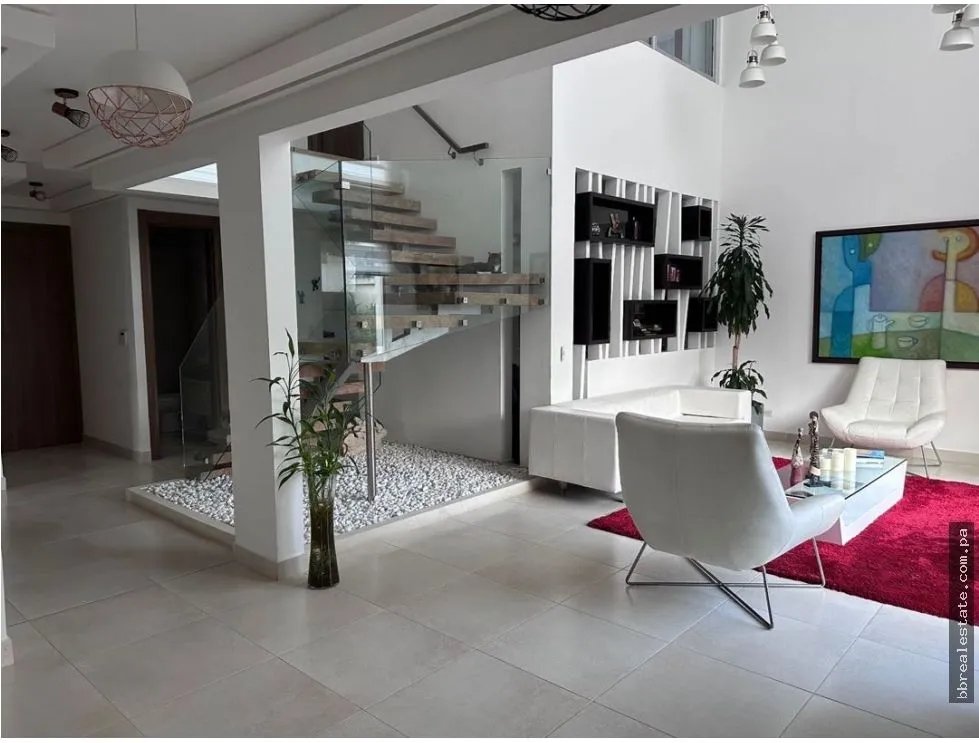 House for Sale in PH Villa Sur, Costa Sur