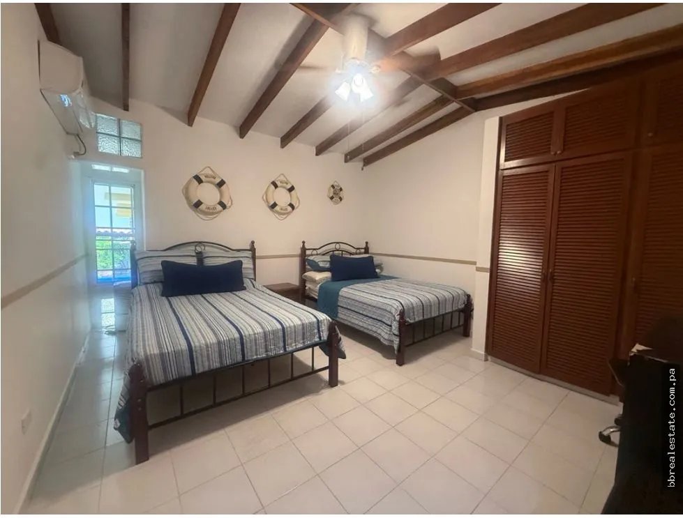 Sale of House in Coronado Golf Club, Coronado Beach
