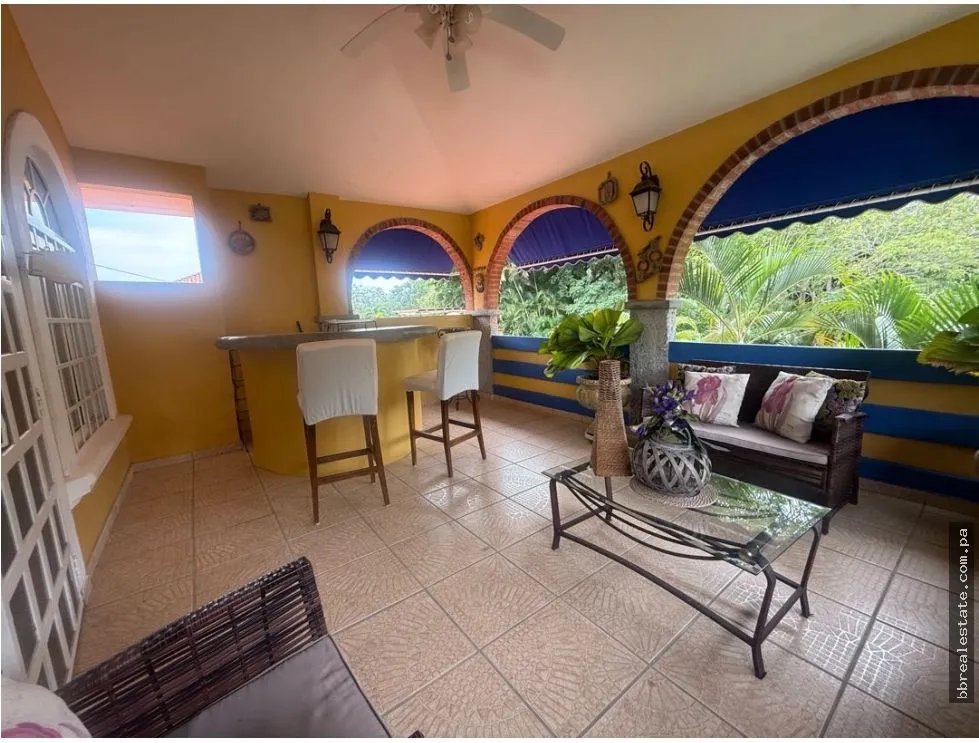 Sale of House in Coronado Golf Club, Coronado Beach