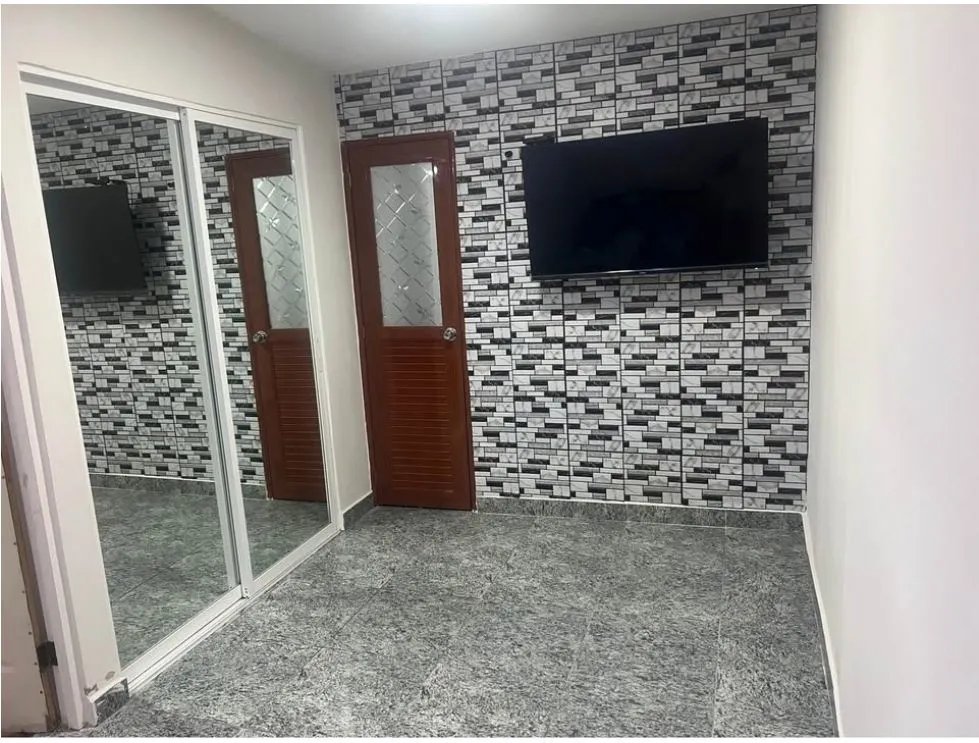 Venta de casa en Residencial Los Cantaros, Nvo. Tocumen. MY
