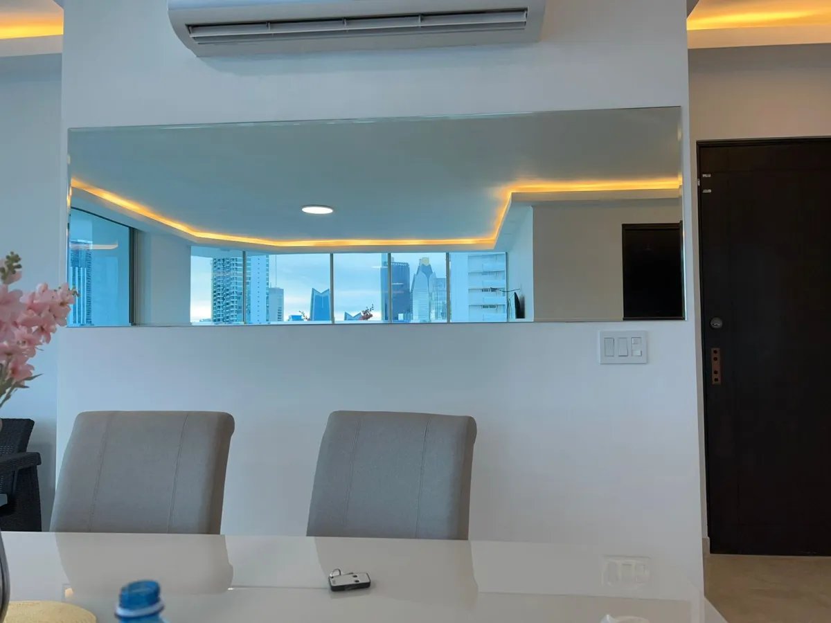 APARTAMENTO AMOBLADO EN ALQUILER – AVENIDA BALBOA (194m2)