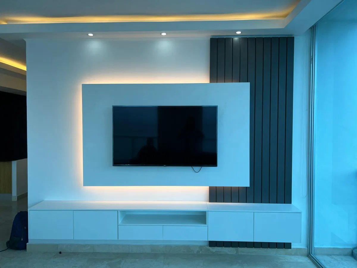 APARTAMENTO AMOBLADO EN ALQUILER – AVENIDA BALBOA (194m2)