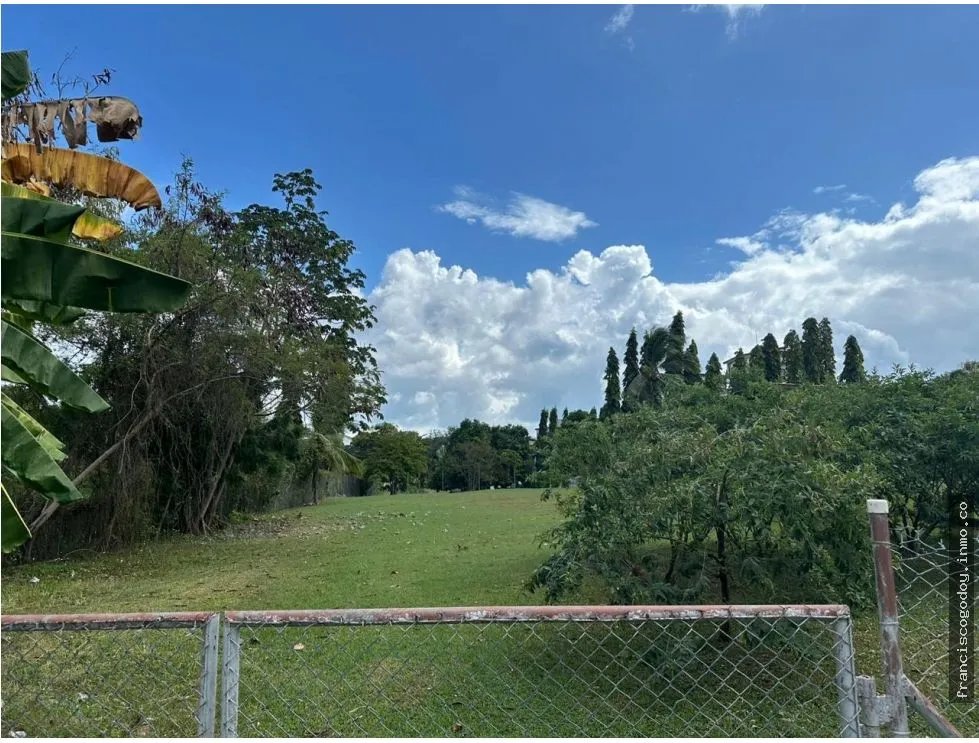 Vendo Terreno en Coronado