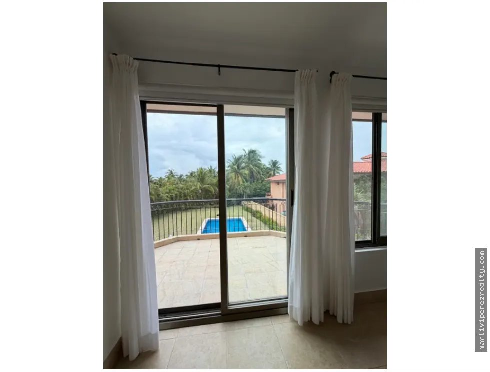 CASA EN VENTA EN BUENAVENTURA