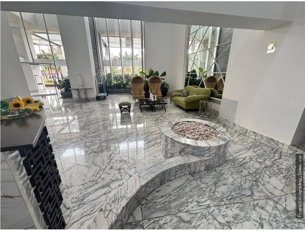 Apartment for Rent and/or Sale on Avenida Balboa