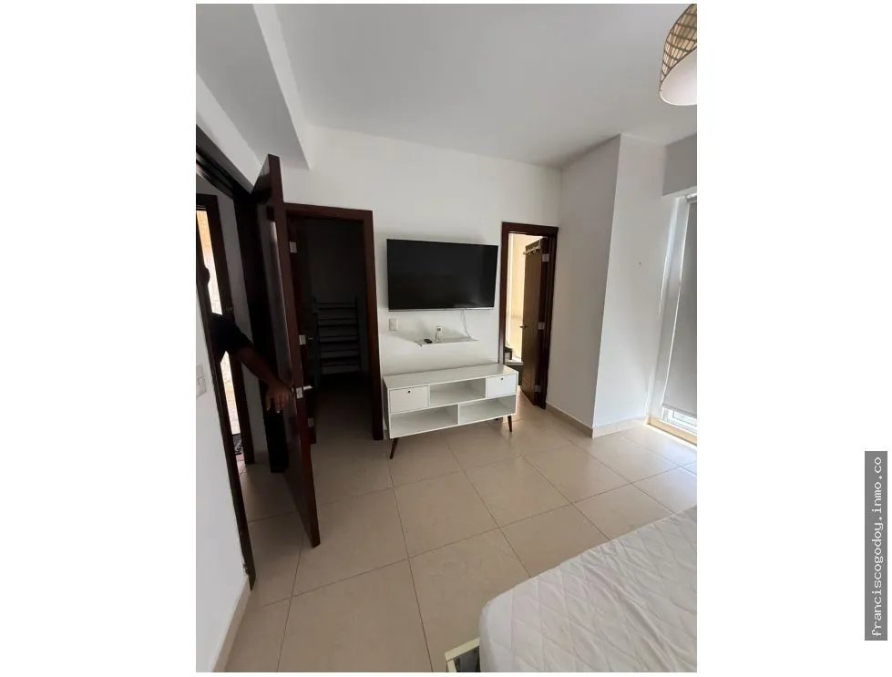 Apartment for Sale and/or Rent on Avenida Balboa