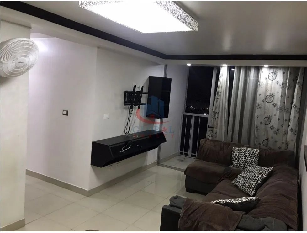 Se Alquila Apartamento en PH Rokas Condado del Rey
