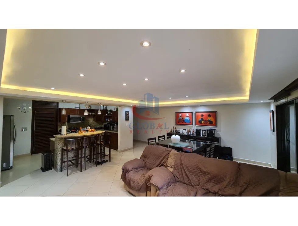 Sale of Apartment in Embassy Club Clayton