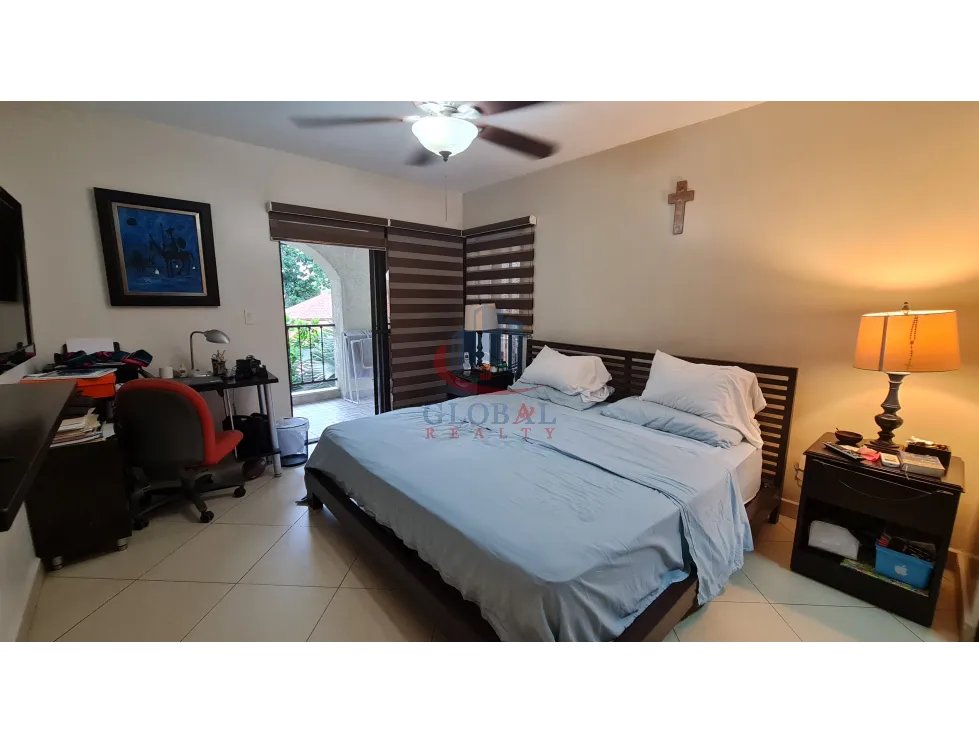 Sale of Apartment in Embassy Club Clayton