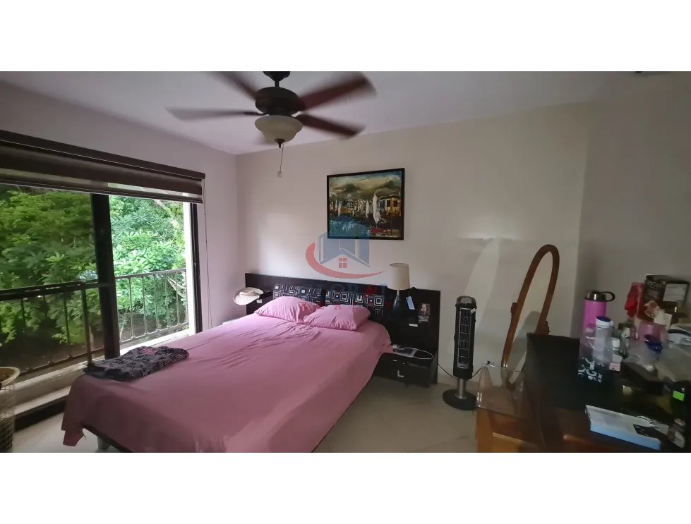 Sale of Apartment in Embassy Club Clayton
