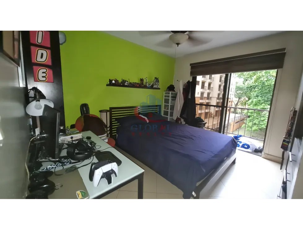 Sale of Apartment in Embassy Club Clayton