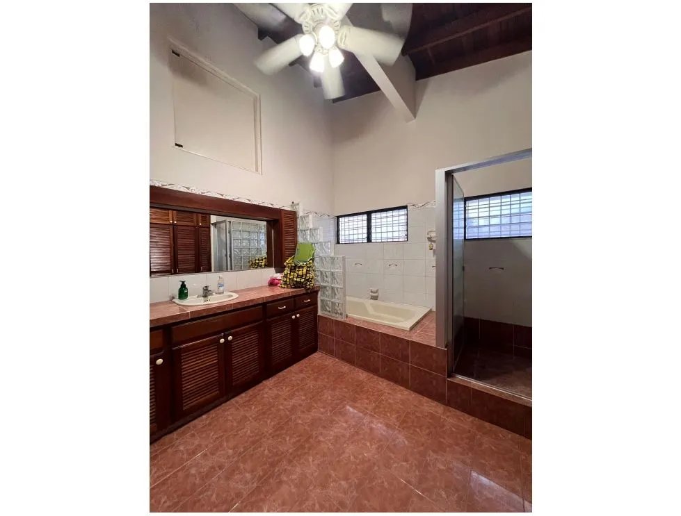 Dos Mares, Bethania District, House for Sale