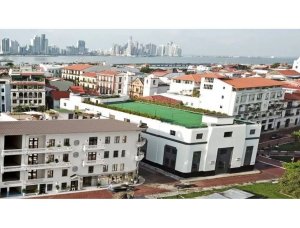 Local Comercial en Alquiler en Casco Antiguo – PH Mansión Ba…