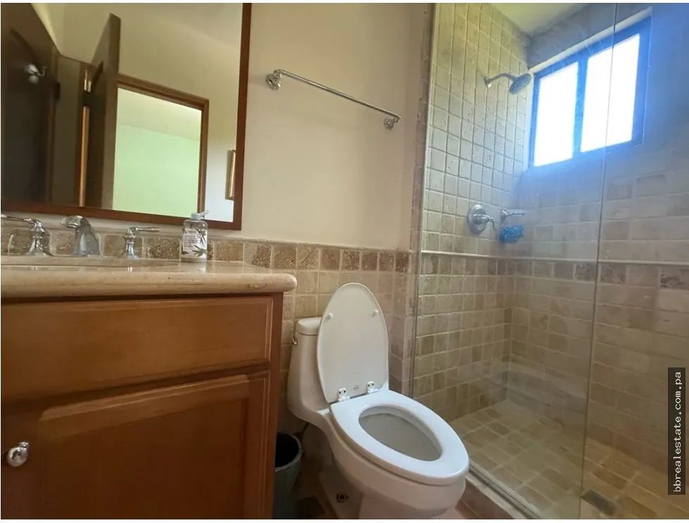 Apartment Rental in Bristol Residence. Buenaventura