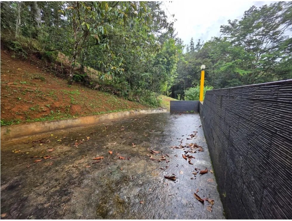 Terreno à Venda em Cerro Azul