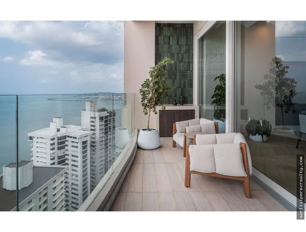 SALE OF EXCLUSIVE APARTMENT IN PUNTA PAITILLA
