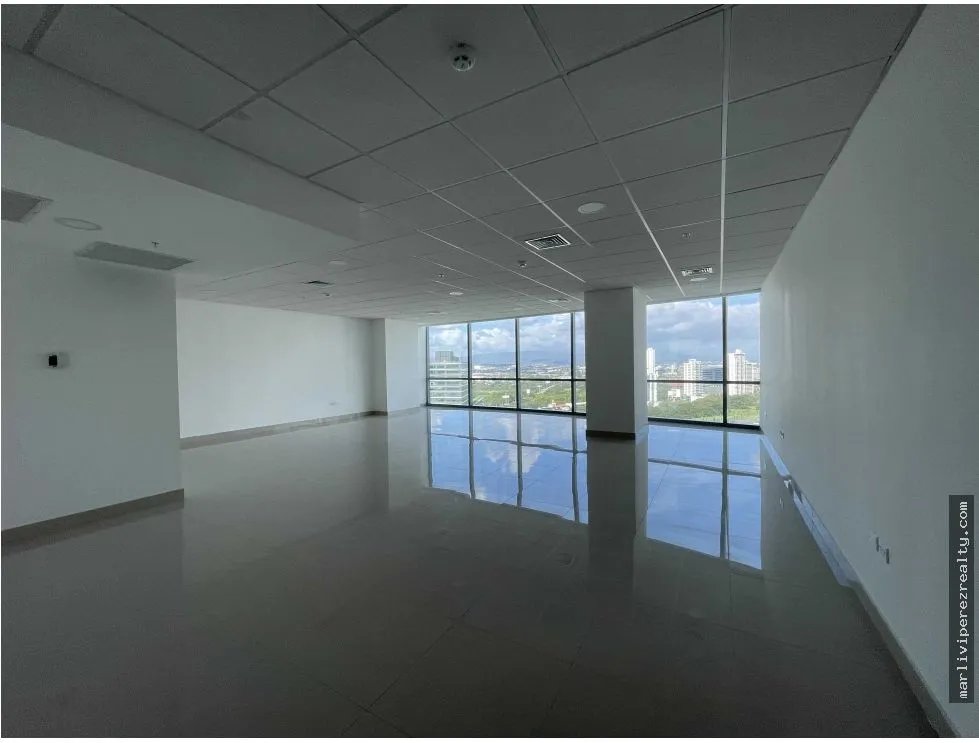 OFFICE RENTAL IN COSTA DEL ESTE