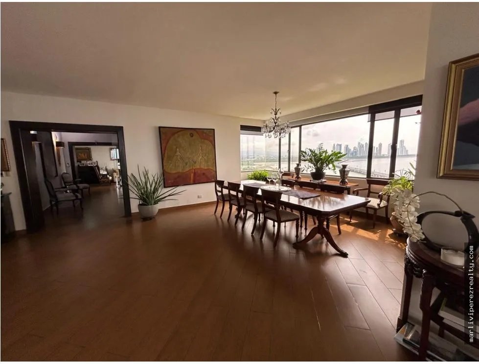 Luxury Apartment for Sale in Coco del Mar - San Francisco