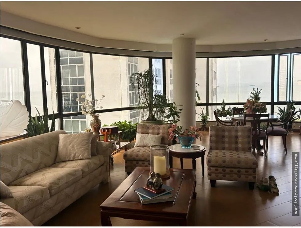 Luxury Apartment for Sale in Coco del Mar - San Francisco