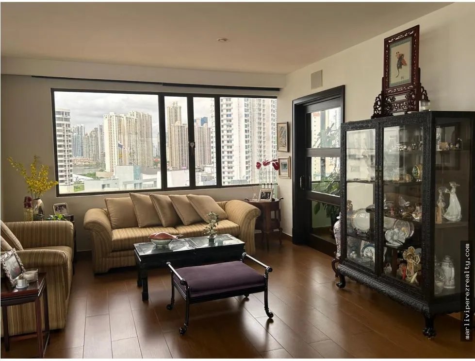 Luxury Apartment for Sale in Coco del Mar - San Francisco