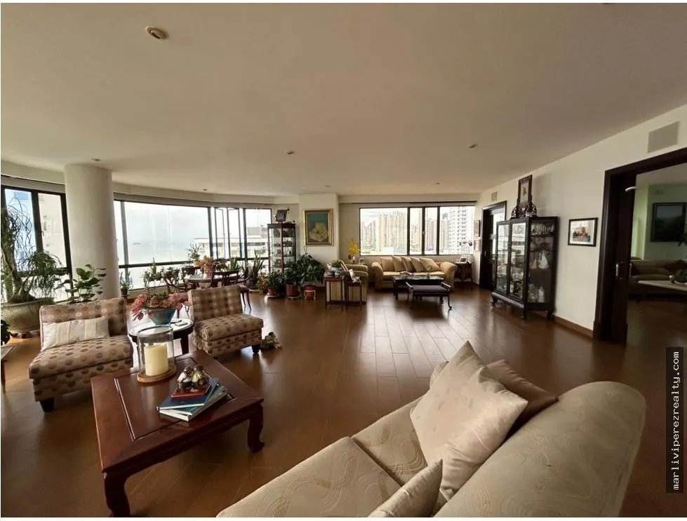 Luxury Apartment for Sale in Coco del Mar - San Francisco