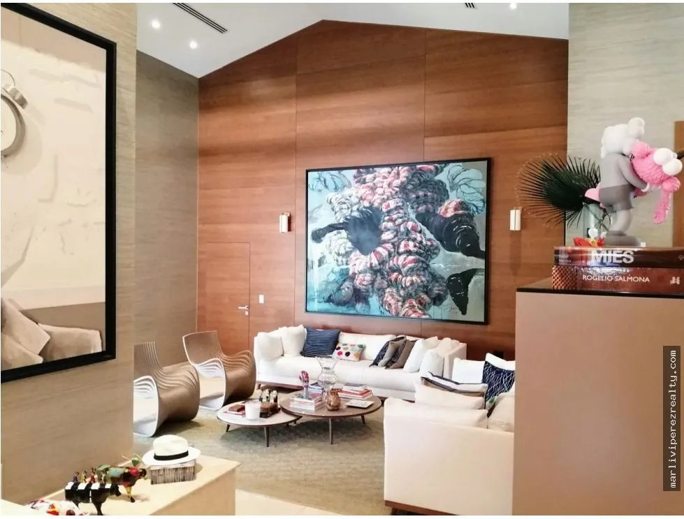 Se vende lujosa y amplia casa en Tucán Country Club