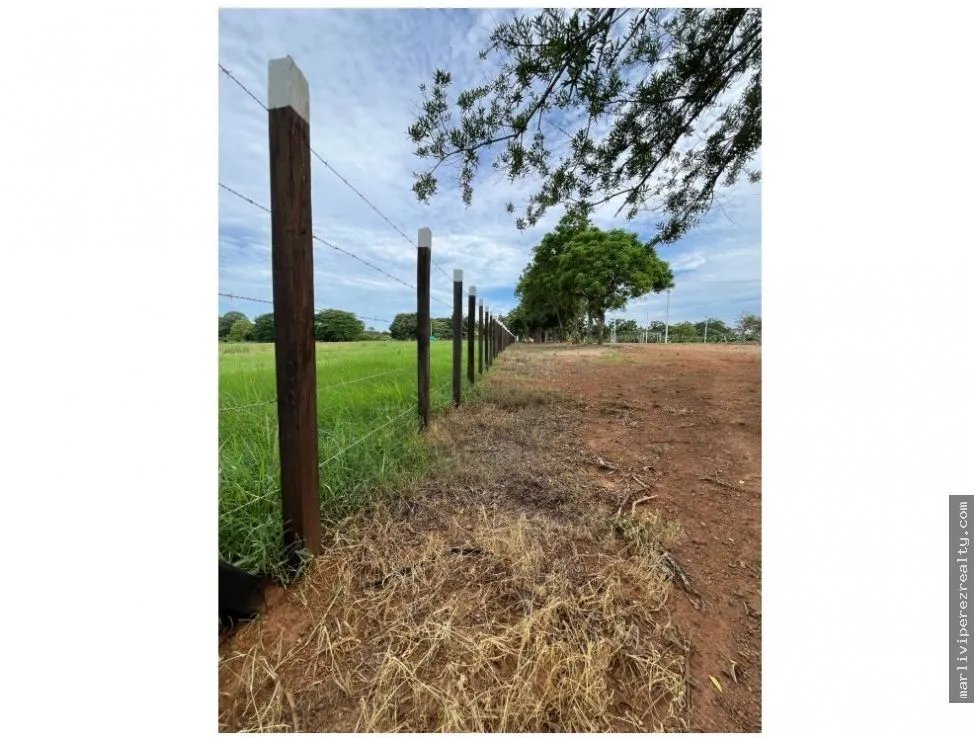 Land Sale in Chitré