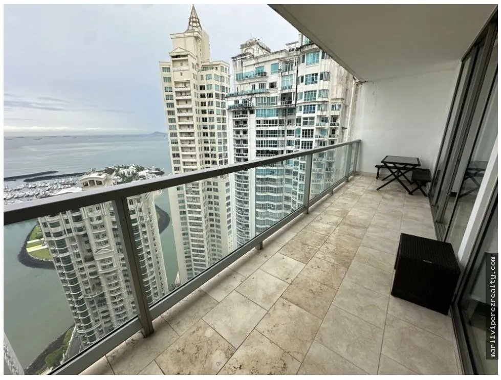 APARTMENT FOR SALE IN PUNTA PACIFICA
