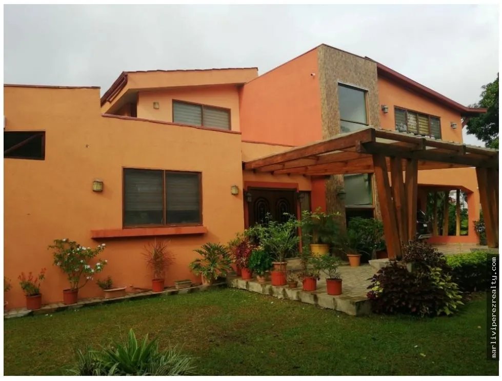 HOUSE FOR SALE IN EL VALLE DE ANTÓN
