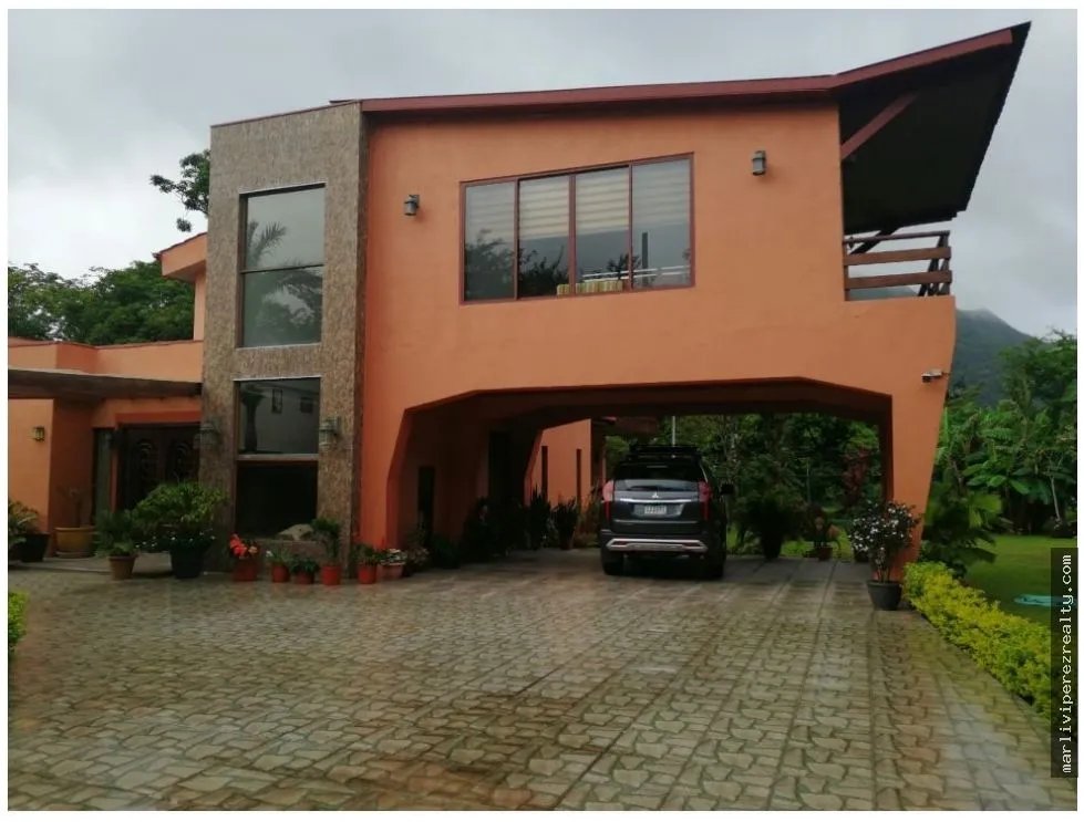 HOUSE FOR SALE IN EL VALLE DE ANTÓN