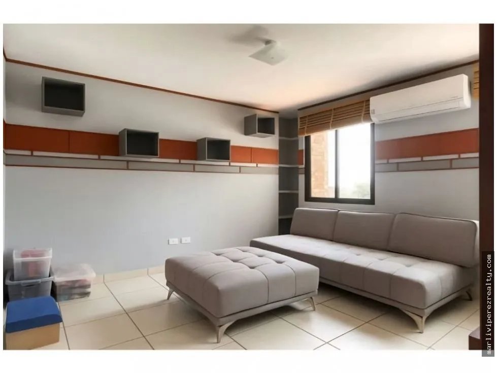 Apartment for Sale in Country Park, San Francisco
