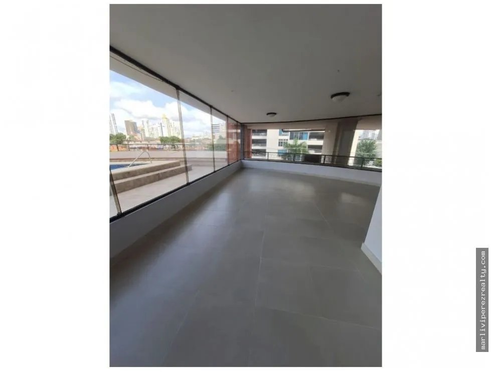 Apartment for Sale in Country Park, San Francisco