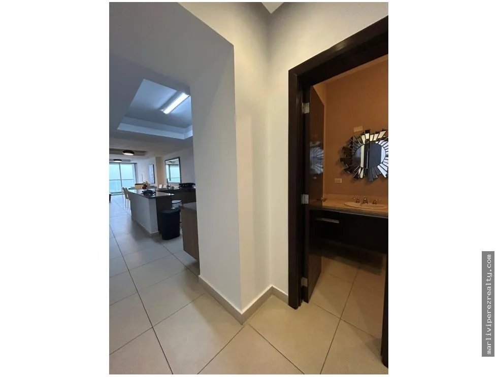 Apartamento en Venta en Avenida Balboa
