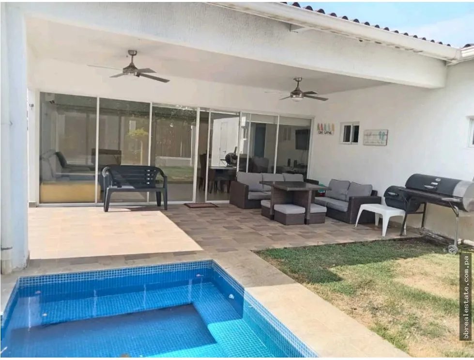 Single Family House for rent in Coronado