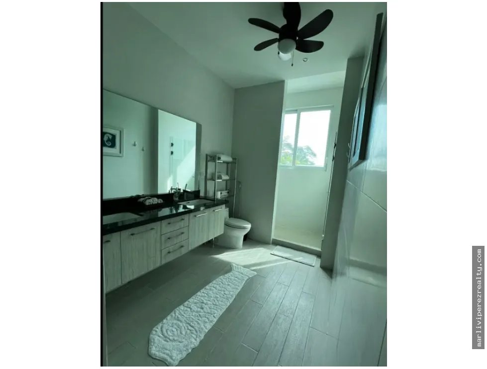 Apartamento à Venda em Santa Clara
