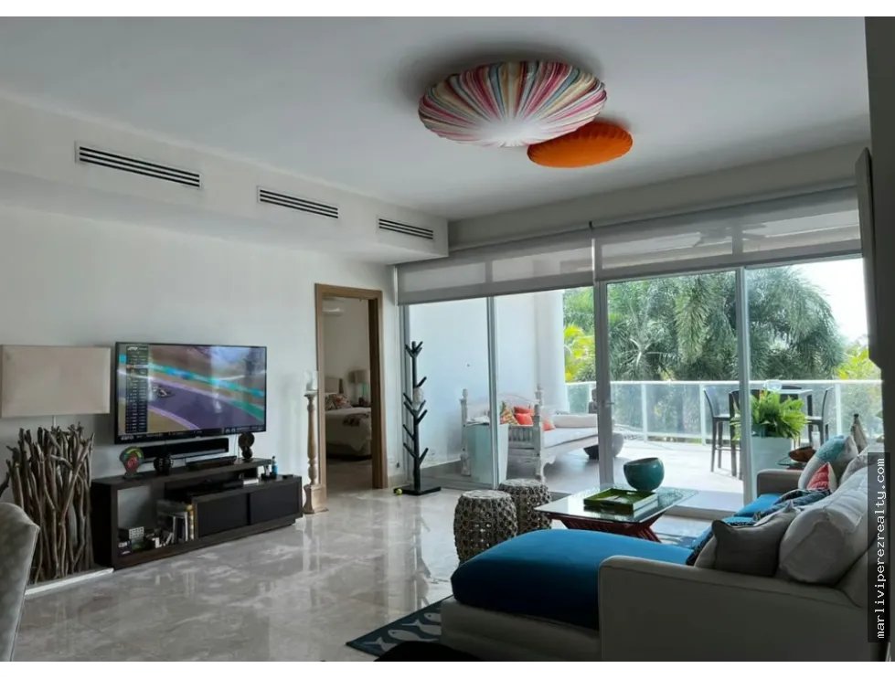 Apartamento à Venda em Santa Clara