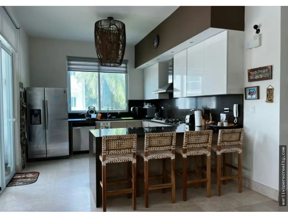 Apartamento à Venda em Santa Clara